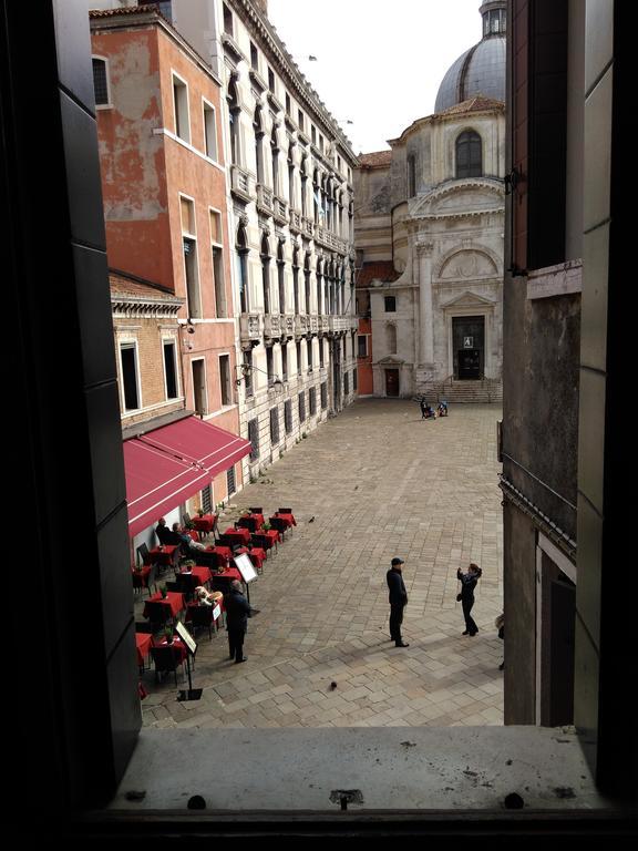 Albergo Al Gobbo Venice Exterior photo